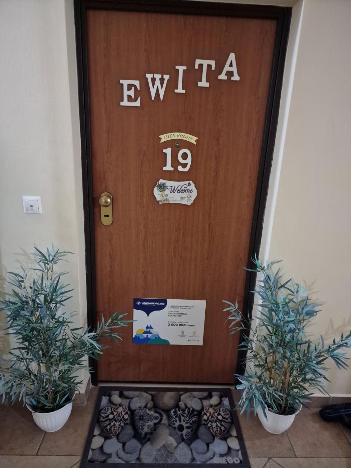 EWITA Apartman Hajdúszoboszló - CSALÁDI Kültér fotó